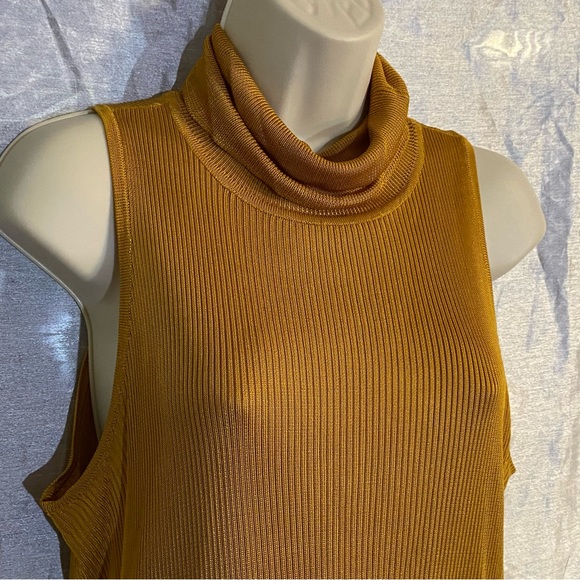 Liz Claiborne Collection SZ M, GUC, acetate, made in Hong Kong, shiny, silky - Picture 3 of 11